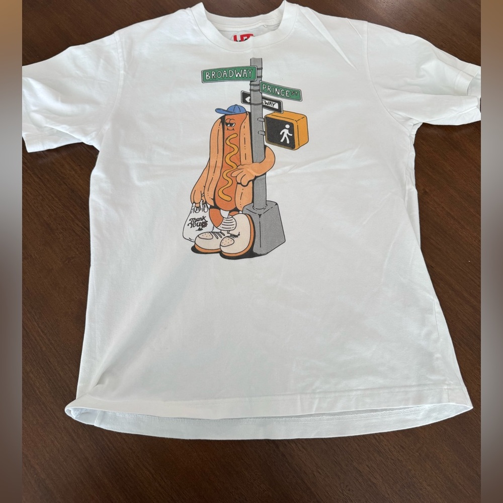 Uniqlo NYC Graphic T-Shirt with Hot Dog Design